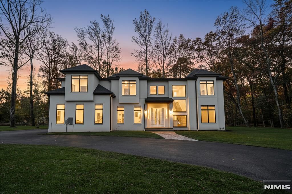 Photo of 794 Blauvelt Street, River Vale, NJ 07675 (MLS # 25035763)