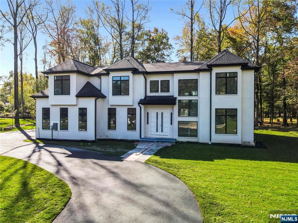 Photo of 794 Blauvelt Street, River Vale, NJ 07675 (MLS # 25035763)