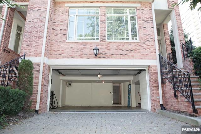 148 Hudson Cove 148