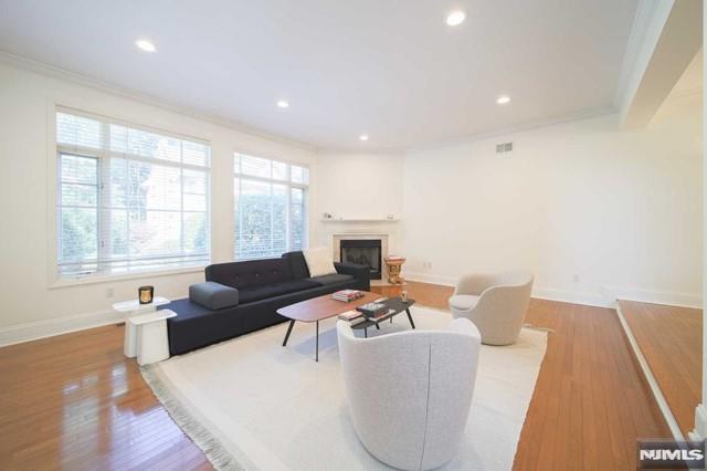 148 Hudson Cove 148