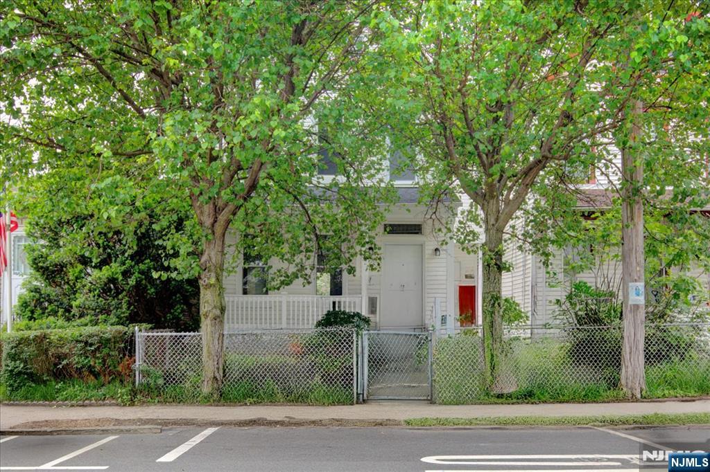 1709 48th Street