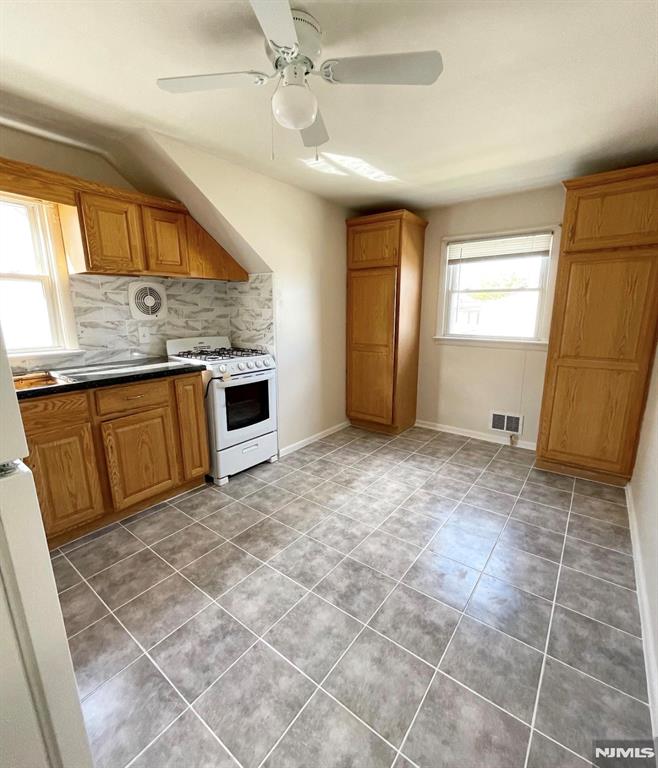 74 Pasadena Avenue 2