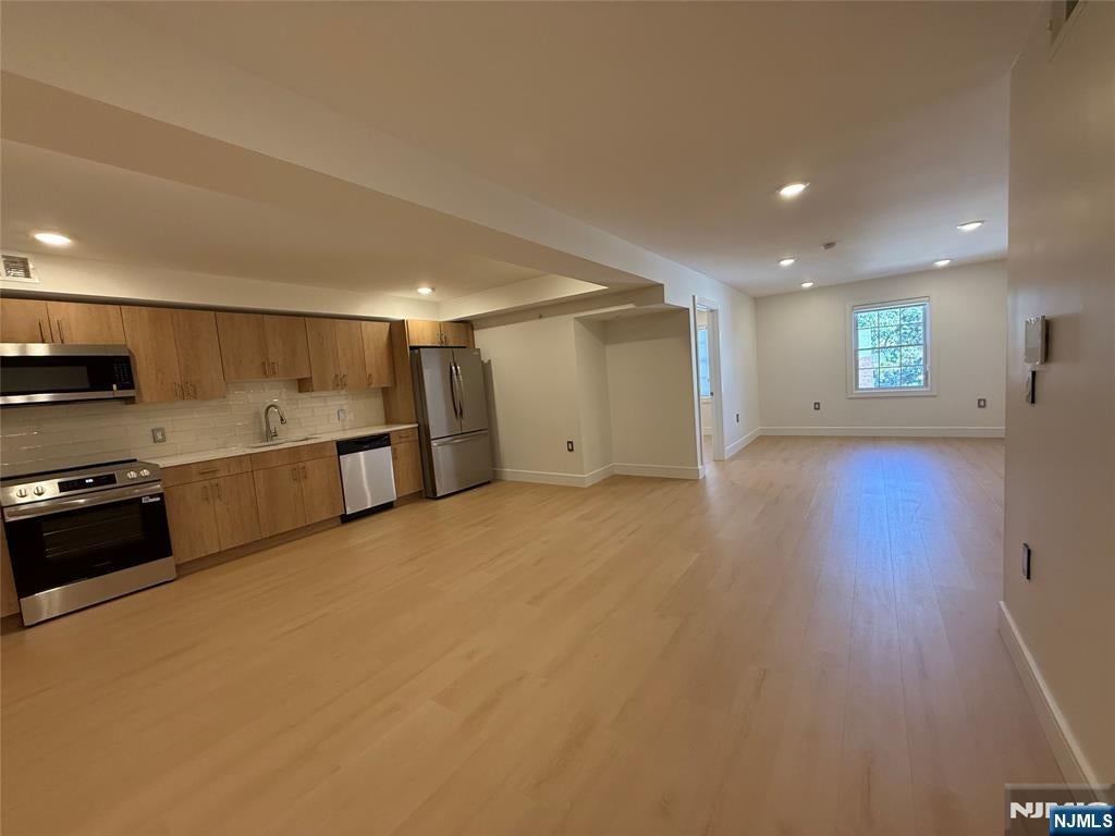 627 Valley Road D