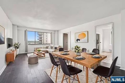 Photo of 307 Prospect Avenue #16A, Hackensack, NJ 07601 (MLS # 25027041)