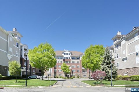 6121 Warrens Way Wanaque NJ 07465