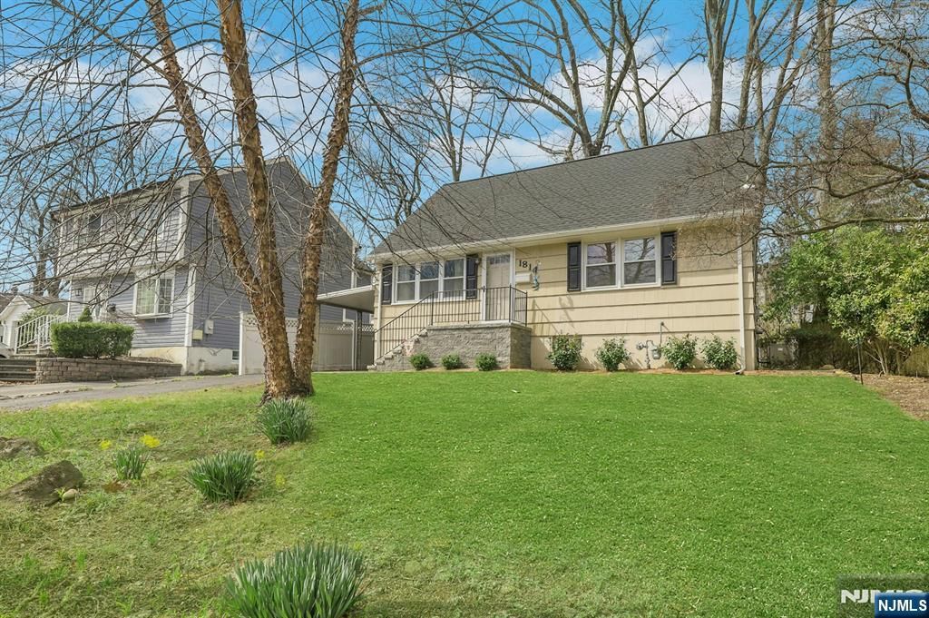 Photo of 181 Arthur Street, Hillsdale, NJ 07642 (MLS # 26010485)