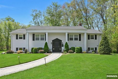 175 Edson Terrace Franklin Lakes NJ 07417