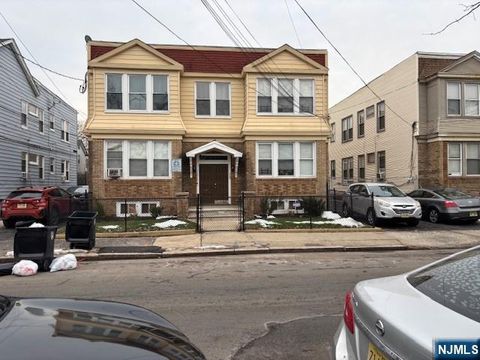 Photo of 196 West End Ave, Newark, NJ 07106 (MLS # 26001137)