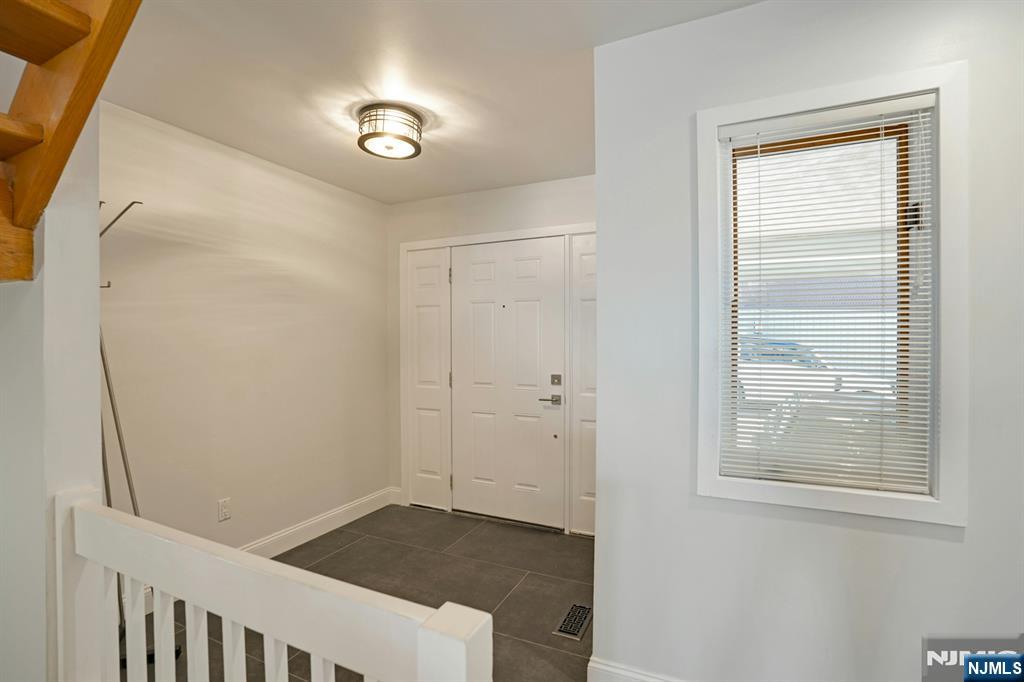 1 Columbus Place 1