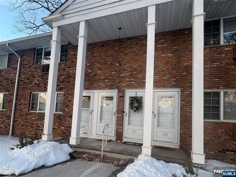 210 Washington Drive Ramsey NJ 07446