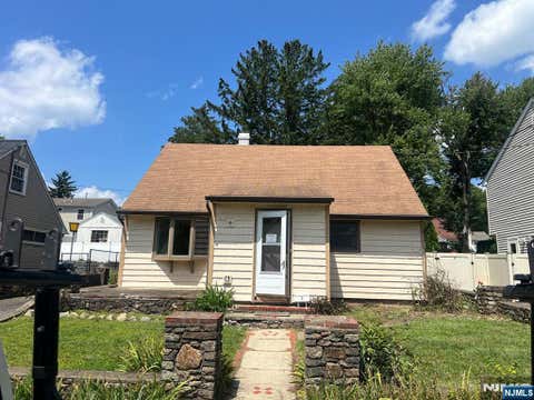 Photo of 27 Charles Terrace, Waldwick, NJ 07463 (MLS # 26032289)