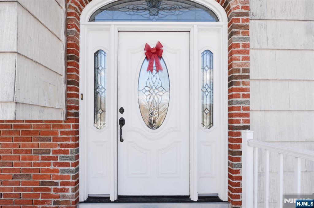 454 E Ridgewood Avenue