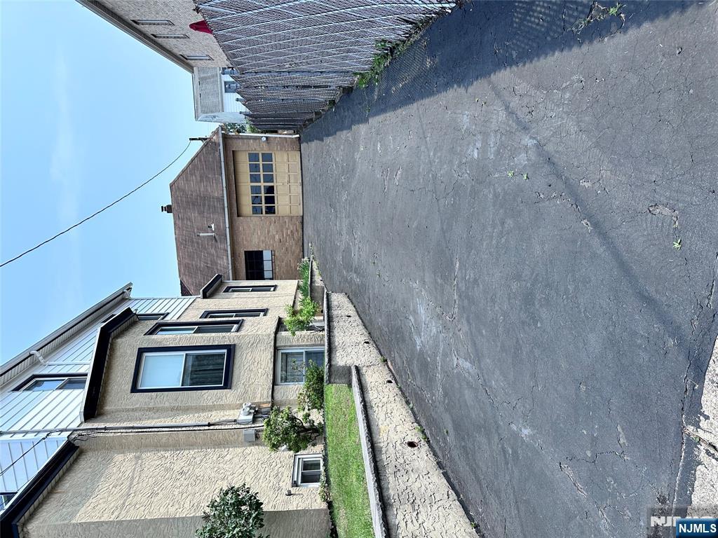 507 Washington Street
