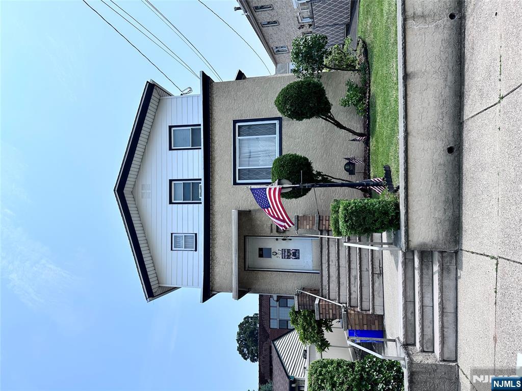 507 Washington Street