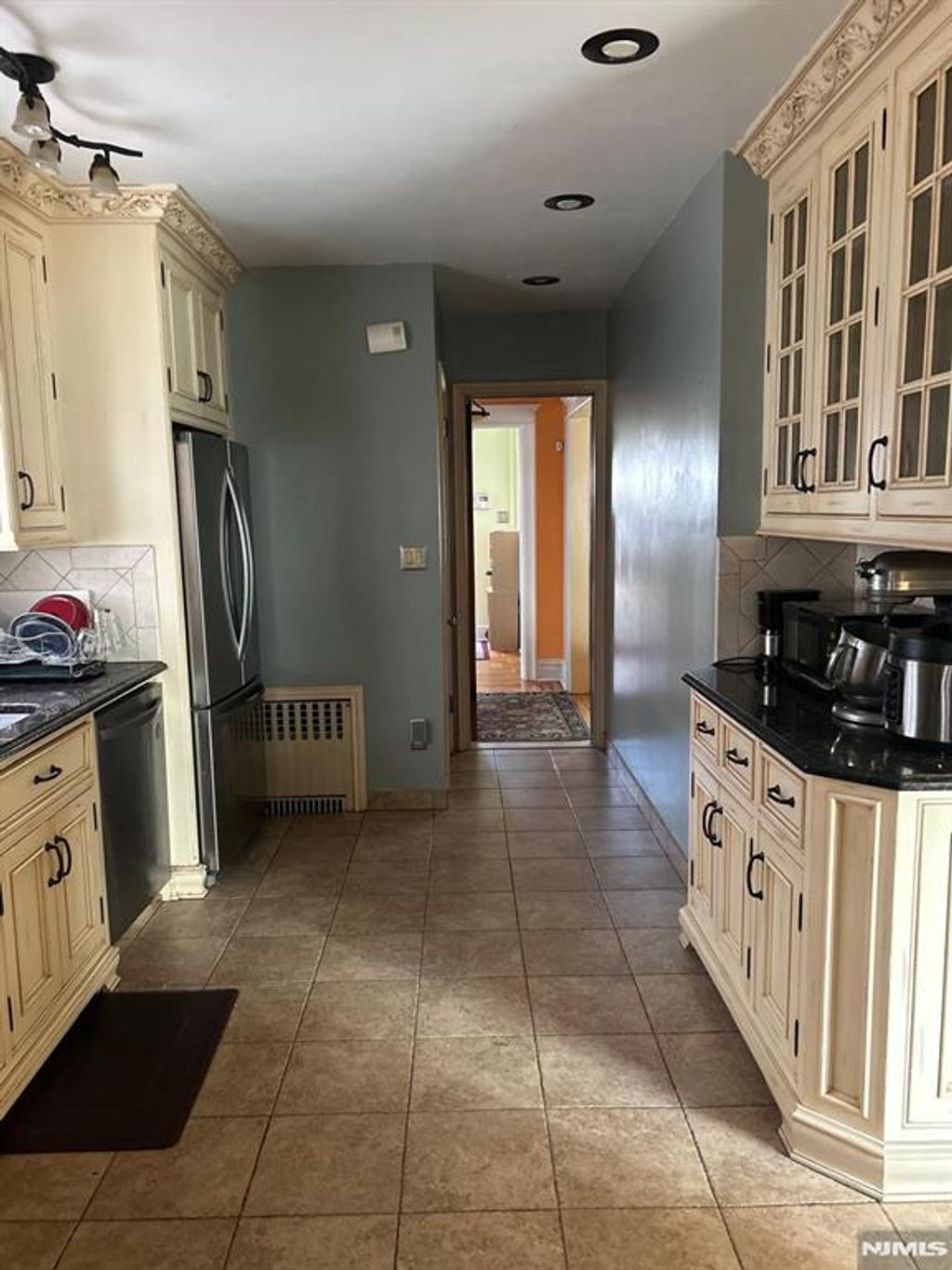 Photo of 521 Olympia Avenue, Cliffside Park, NJ 07010 (MLS # 26010617)