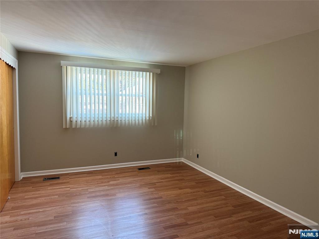 Lodi, New Jersey 07644, United States, 2 Bedrooms Bedrooms, ,1 BathroomBathrooms,Residential,Pending,189507