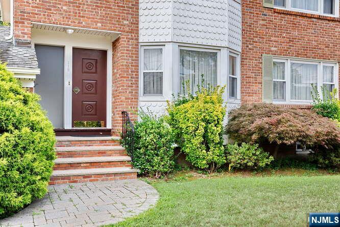 118 Diamond Bridge Avenue