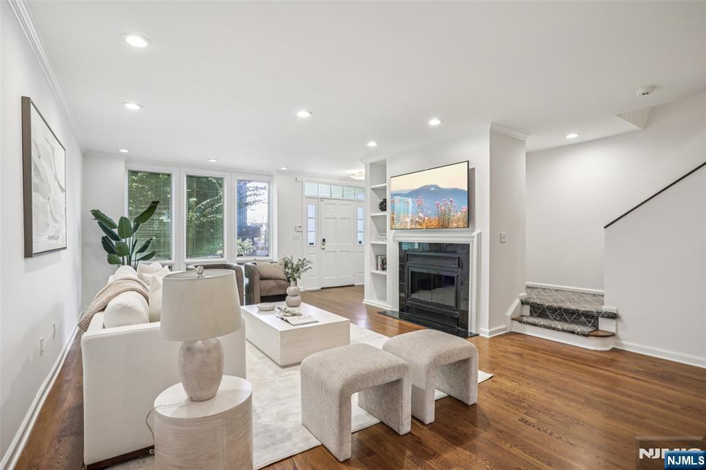 185 Kensington Drive