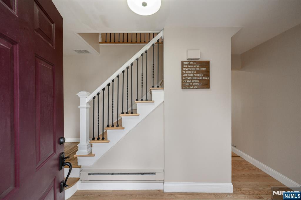 1 Running Hills Drive