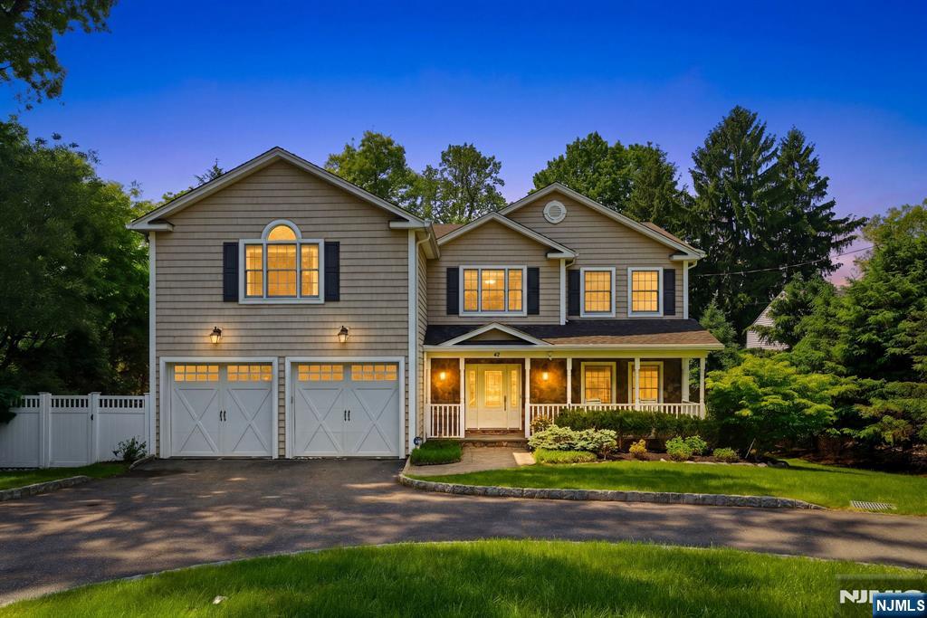 42 Spring Valley Road