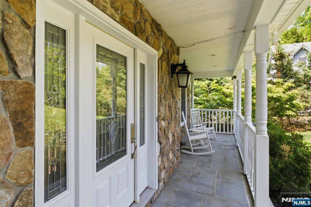 42 Spring Valley Road