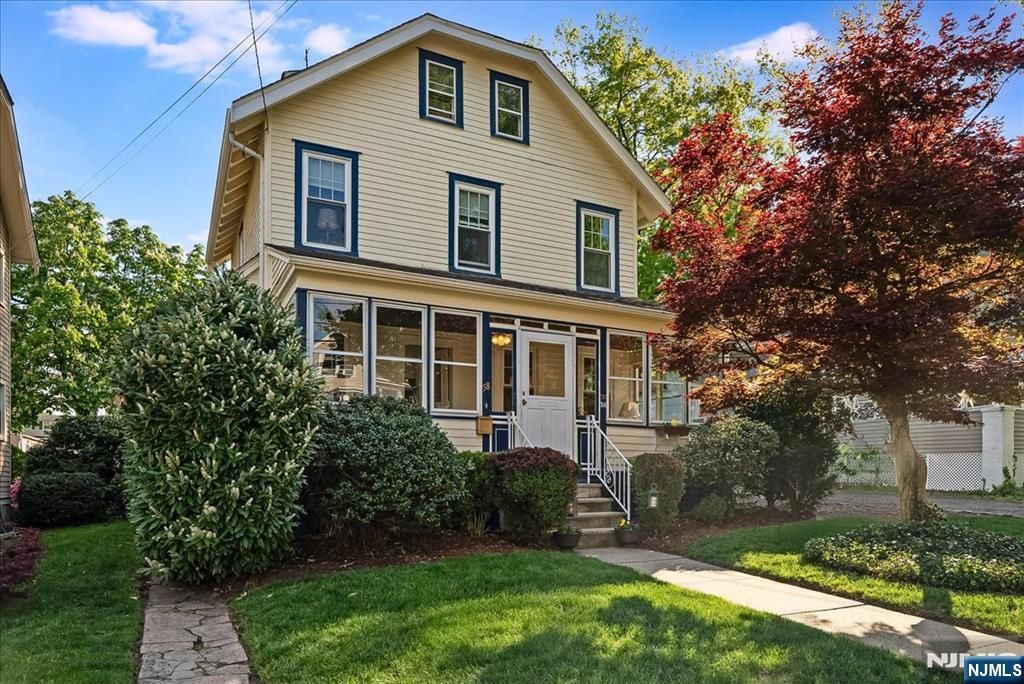 Photo of 58 Maolis Avenue, Bloomfield, NJ 07003 (MLS # 26016106)