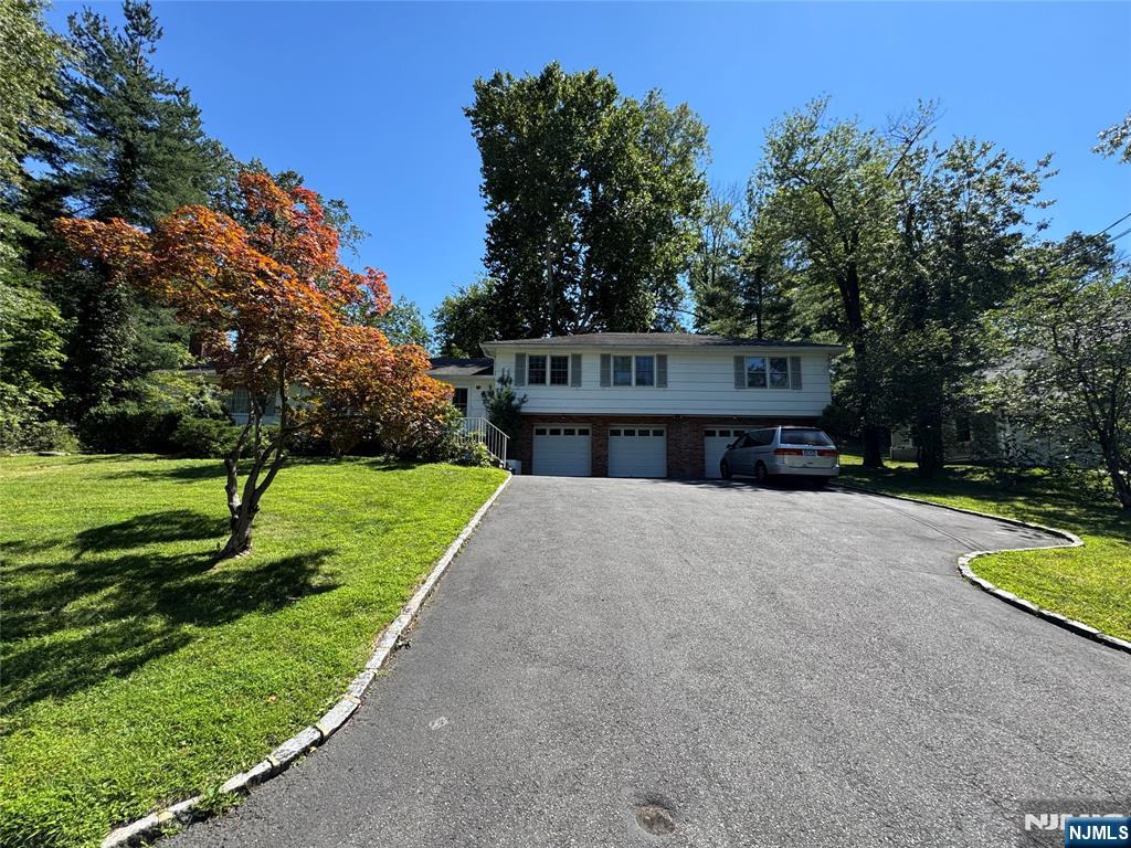 80 Canoe Brook Road