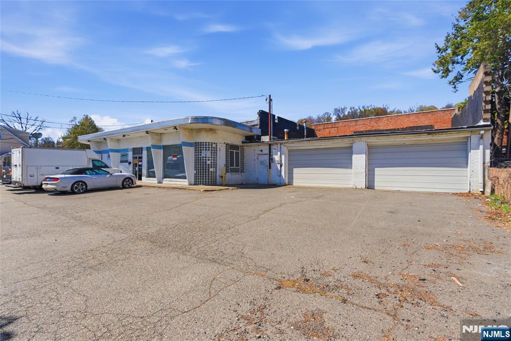 475 Westminster Place