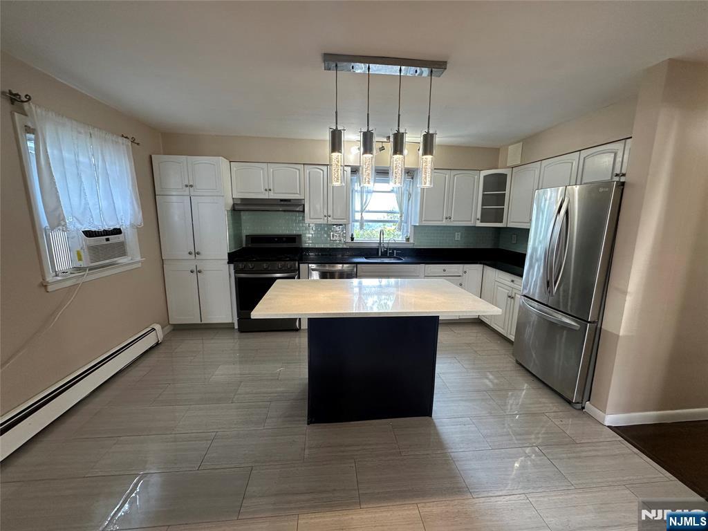 777 Oakwood Lane