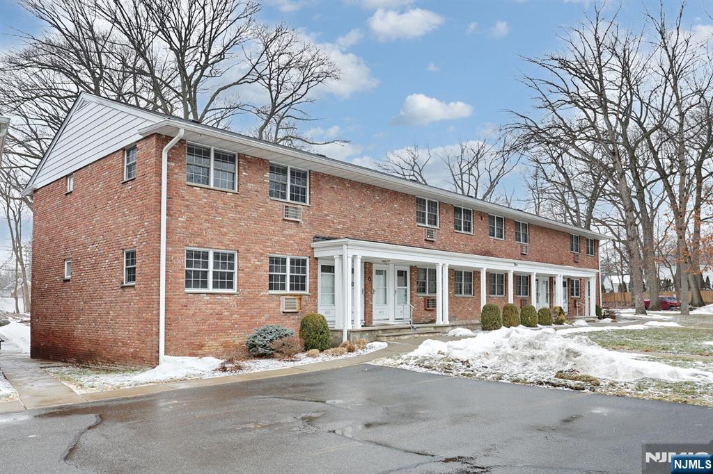 903 Washington Drive