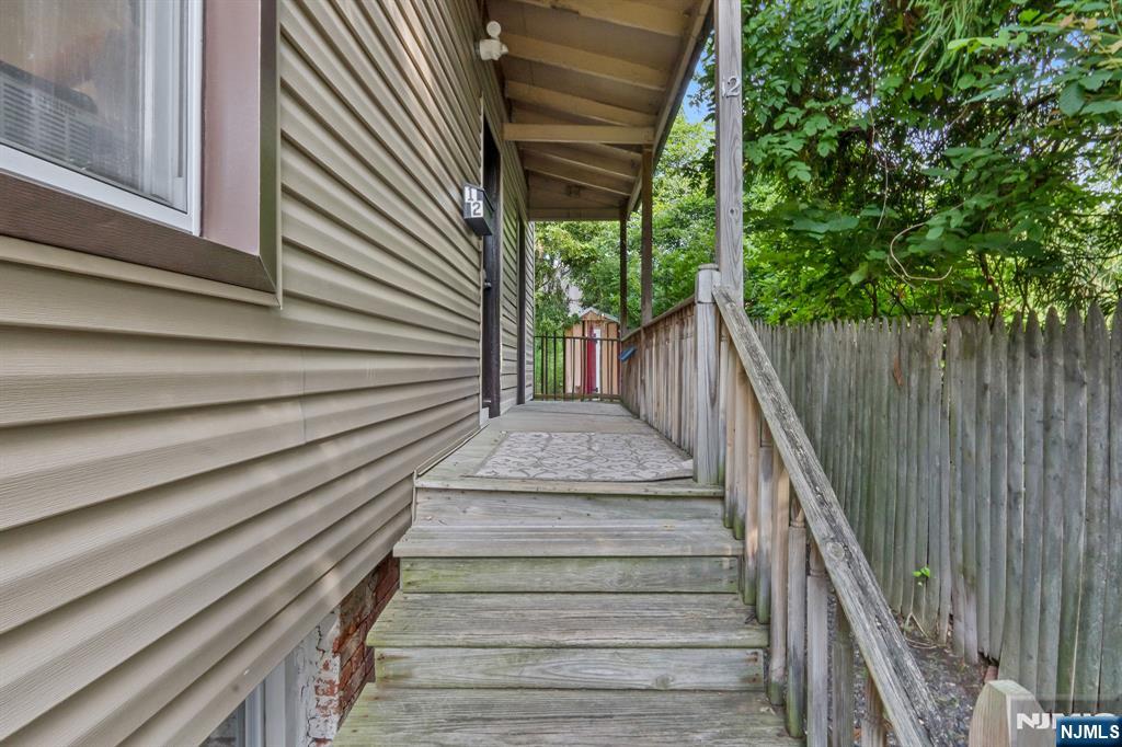 12 Dey Street