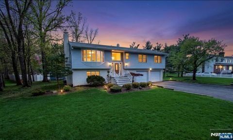 28 Taylor Woodland Park NJ 07424