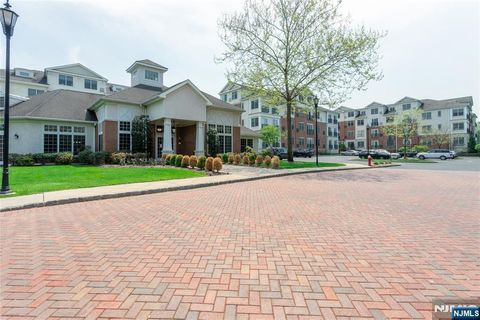 Photo of 4102 Piermont Road, Tenafly, NJ 07670 (MLS # 26017318)