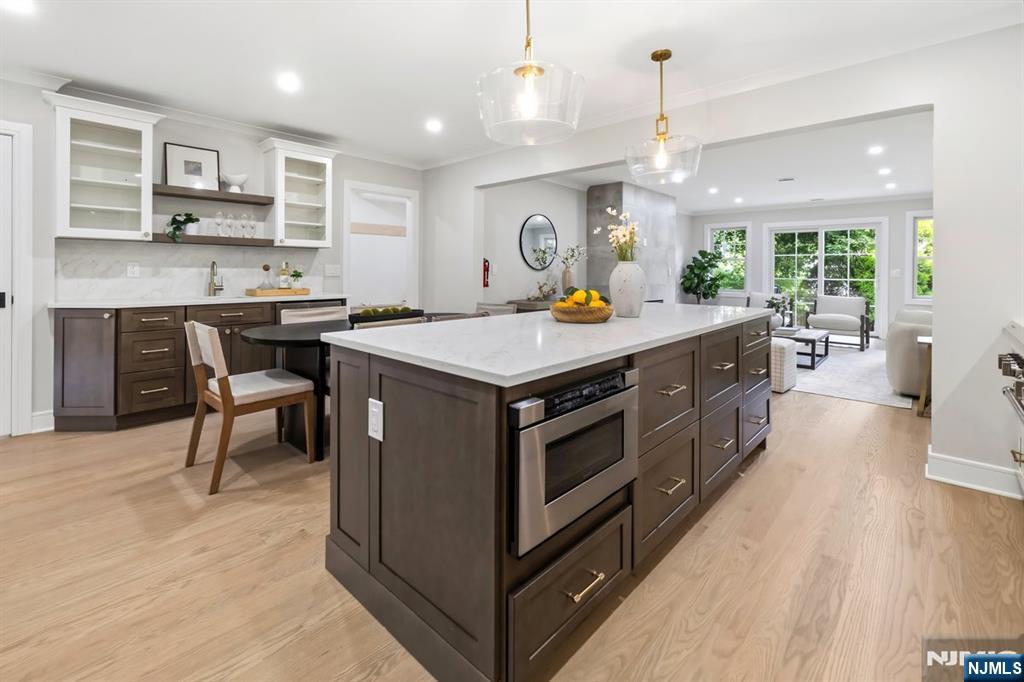 Homes for Sale in Northern NJ | ThisIsRiverEdge.com 613 Hillcrest Road