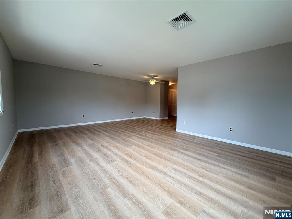301 Bloomfield Avenue 3