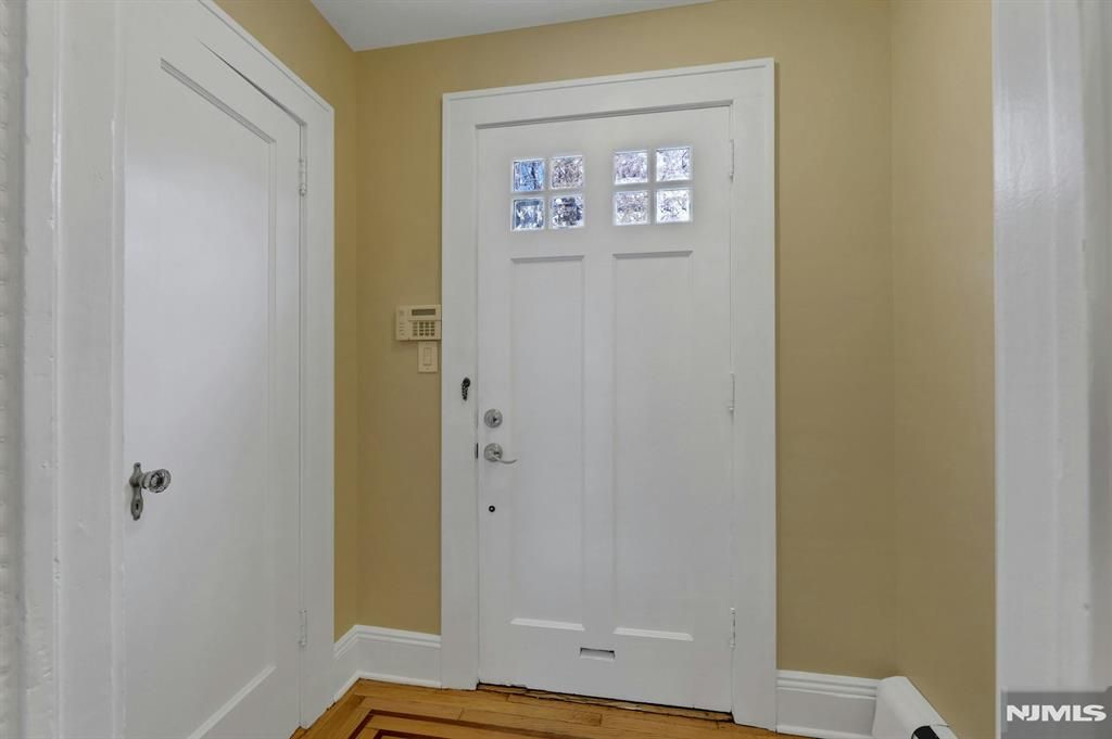 Photo of 137 Johnson Avenue, Teaneck, NJ 07666 (MLS # 25039442)