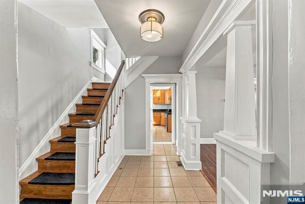 438 Clifton Avenue