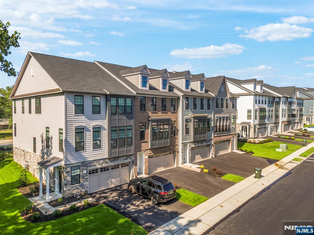 4 Goldfinch Drive