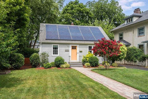 Photo of 200 Grove Street, Montclair, NJ 07042 (MLS # 26027629)