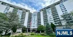 Property for Sale at 1 Claridge Drive 1000, Verona, New Jersey - Bedrooms: 1 
Bathrooms: 1  - $329,000