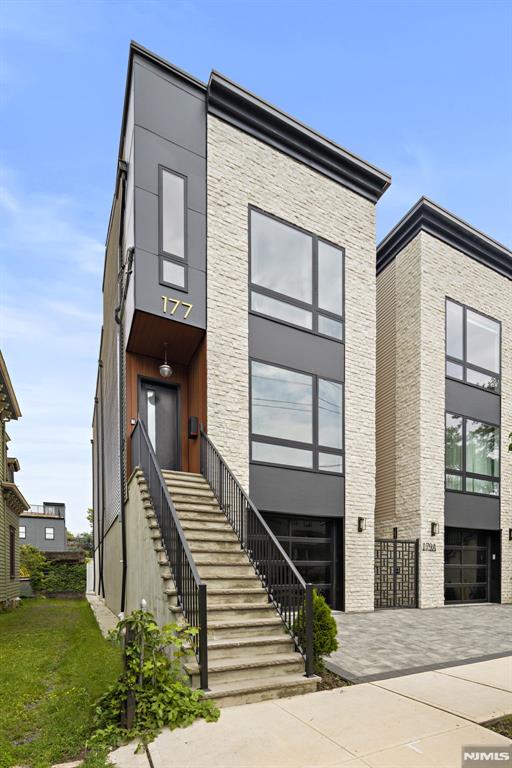 Property for Sale at 177 Pine Street 2, Jersey City, New Jersey - Bedrooms: 3 
Bathrooms: 2  - $995,000