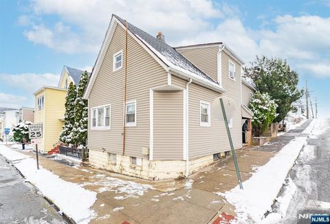 16 Murray Avenue Paterson NJ 07501