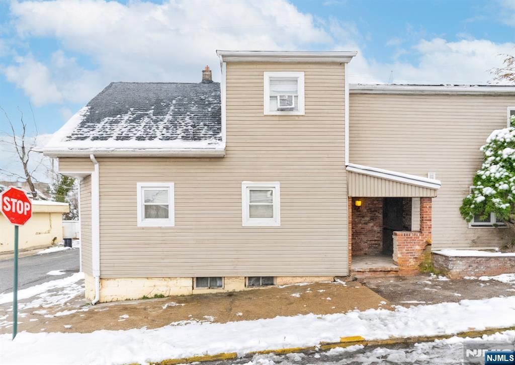 Photo of 16 Murray Avenue, Paterson, NJ 07501 (MLS # 26003303)