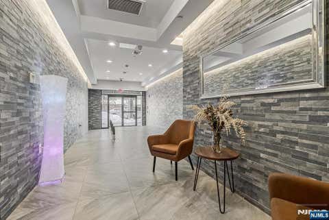 Photo of 424 Whiton St #304, Jersey City, NJ 07304 (MLS # 26006391)