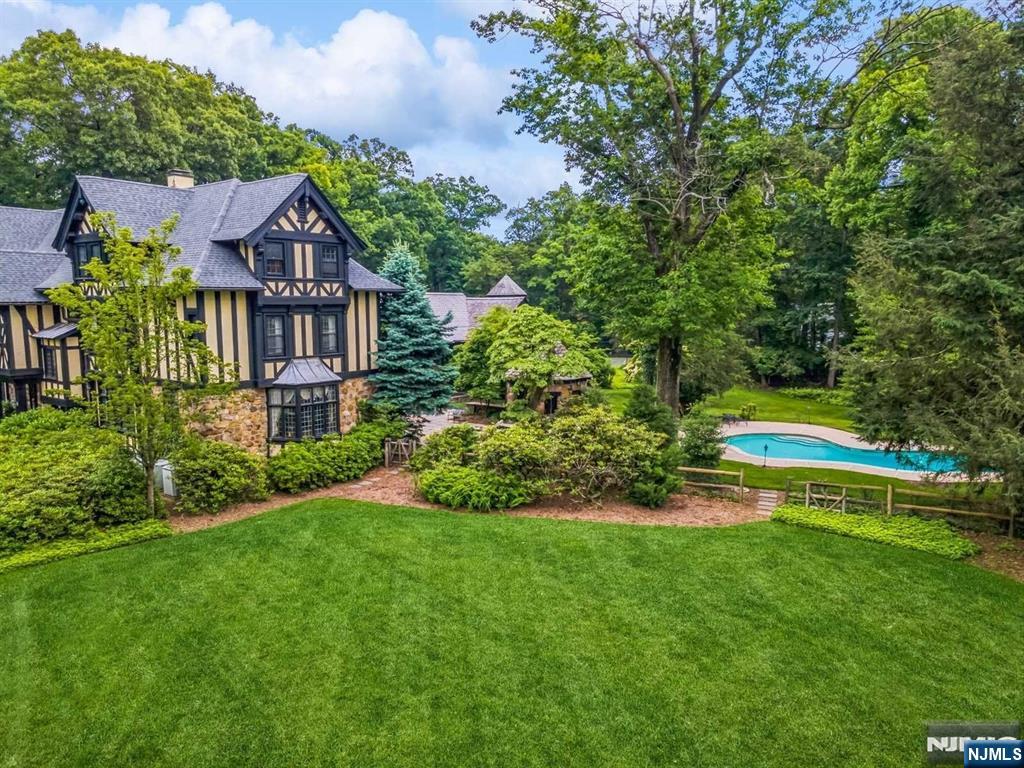 131 Rensselaer Road