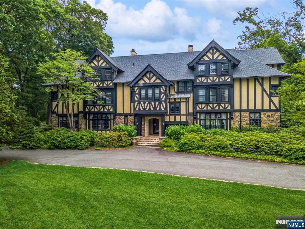 Property for Sale at 131 Rensselaer Road, Essex Fells, New Jersey - Bedrooms: 7 
Bathrooms: 9 
Rooms: 22  - $4,750,000