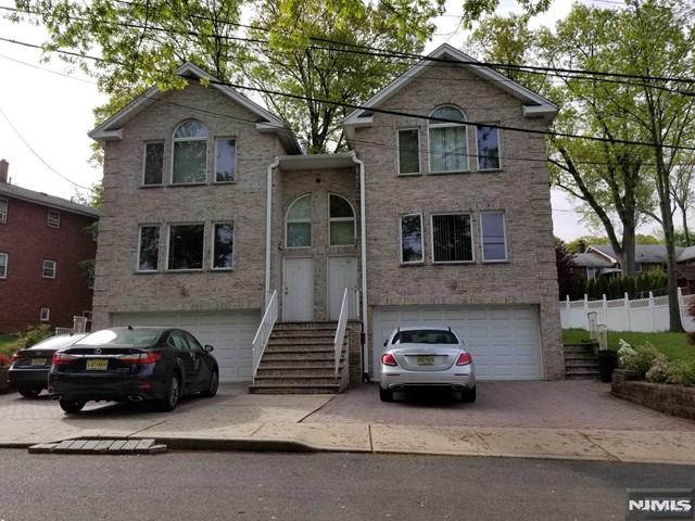 Rental Property at 4 Shetland Ln, Palisades Park, New Jersey - Bedrooms: 3 
Bathrooms: 4 
Rooms: 9  - $4,200 MO.