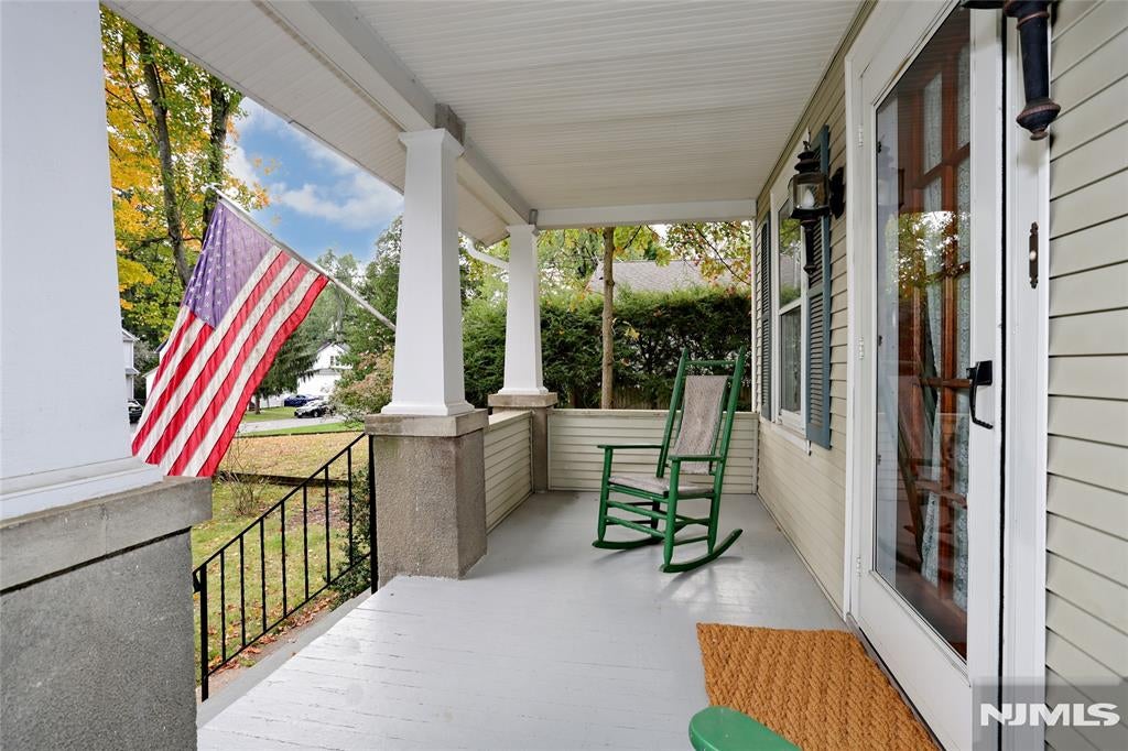 59 Linden Avenue