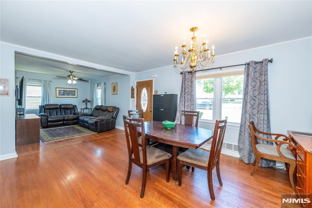 443 Mount Prospect Avenue