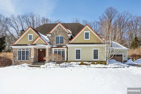 12 Cowie Road Chester Township NJ 07930